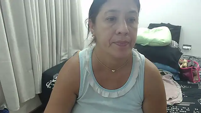 Anny Smith69 online show from April 17, 2026, 10:18 am