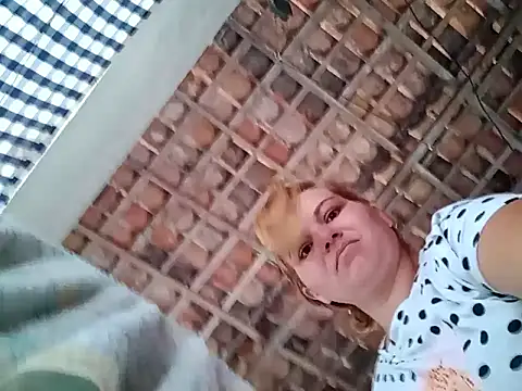 laiscibelle online show from November 30, 2025, 6:19 pm