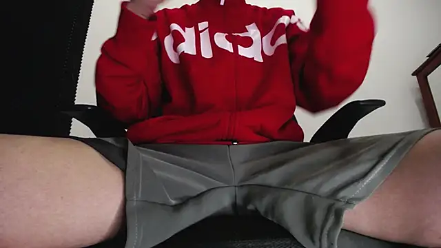 zacwatson  online show from April 10, 2026, 12:39 am