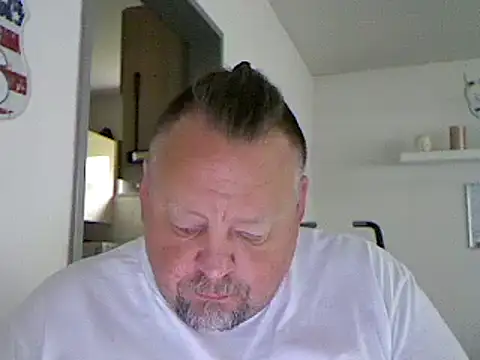 Snapshot of pimmelmann3 chatting on May 14, 2026, 11:07 am pimmelmann3 online show from May 14, 2026, 11:07 am