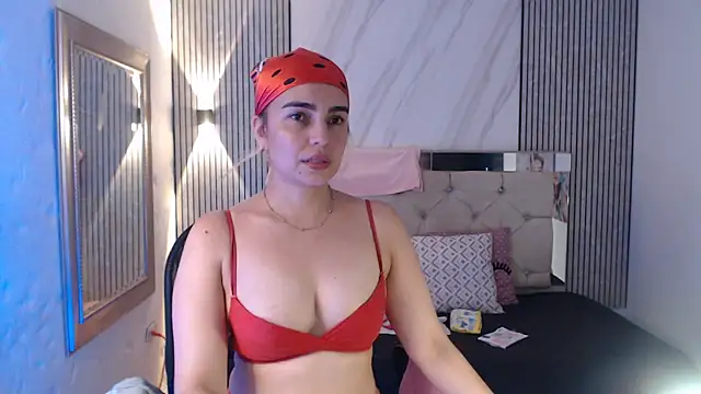 ashley  tylor online show from May 9, 2026, 8:23 pm