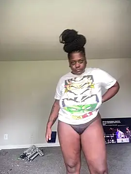 Snapshot of fantasygyal chatting on May 26, 2026, 6:28 pm fantasygyal online show from May 26, 2026, 6:28 pm
