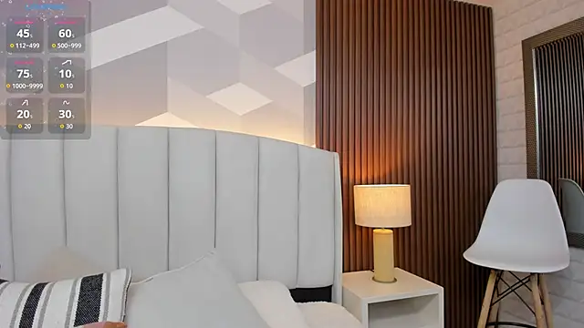 Julietasantos   online show from November 26, 2025, 6:30 pm