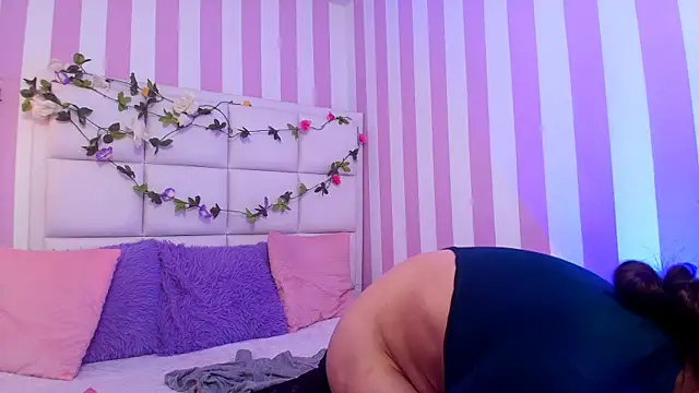 Carolina hernandez22 online show from March 2, 2025, 2:41 am