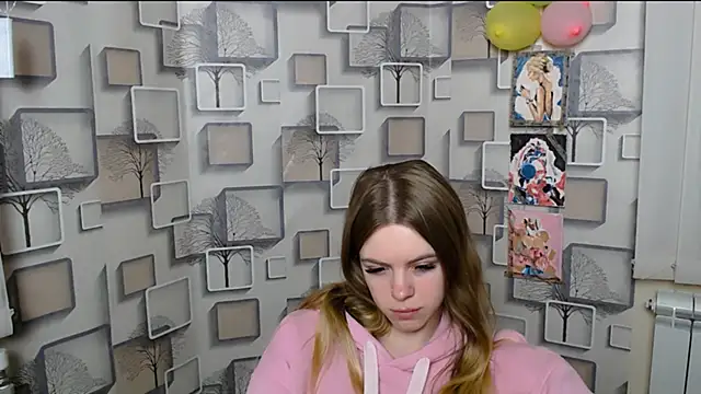 AliceFlirtt  online show from March 3, 2025, 11:44 am