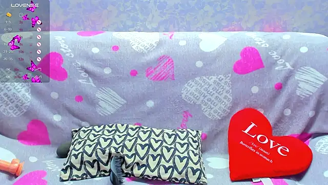 Vanessa Florence online show from November 17, 2025, 1:20 am