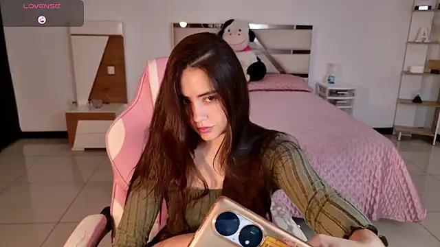 AllisonPalmer online show from September 9, 2025, 12:47 pm