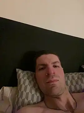 Ricoleckt online show from February 19, 2025, 5:38 pm