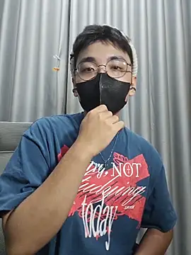 xboyvn9 online show from November 22, 2025, 2:49 pm