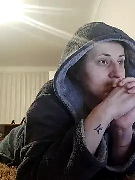 emeli moon online show from December 29, 2024, 4:07 pm