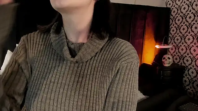 Adeelinee online show from January 7, 2026, 7:52 pm