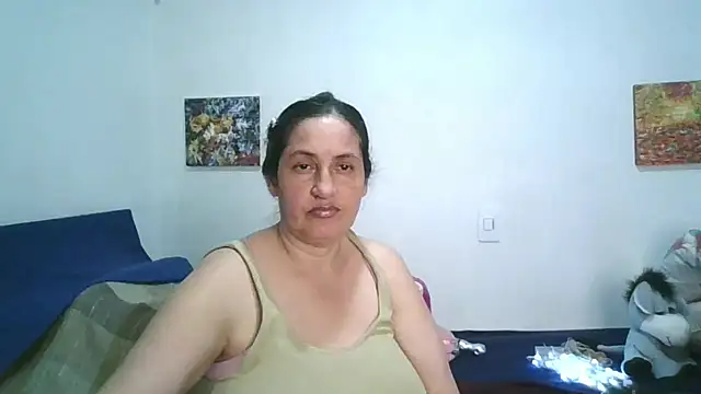 Snapshot of ximenajimenez chatting on June 18, 2026, 9:53 pm ximenajimenez online show from June 18, 2026, 9:53 pm