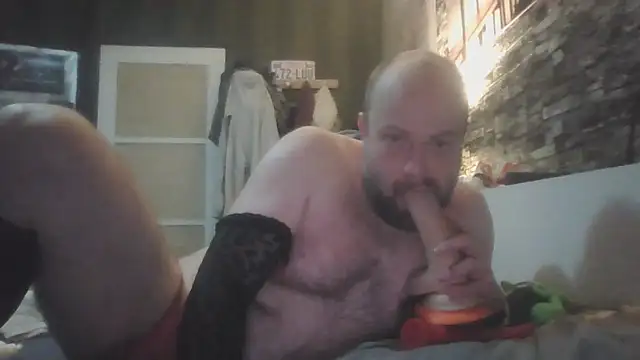 Prehistorixxx2686 online show from February 4, 2026, 9:21 pm