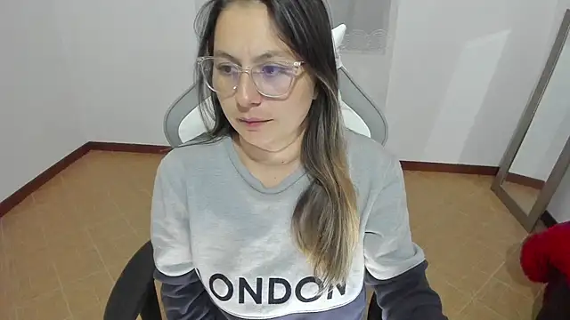 samantha  wilson online show from February 5, 2025, 12:10 am