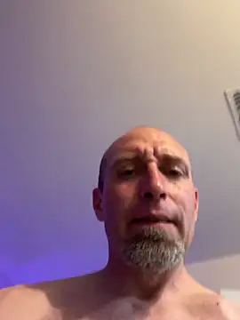 El Gizmo online show from February 23, 2026, 9:43 am