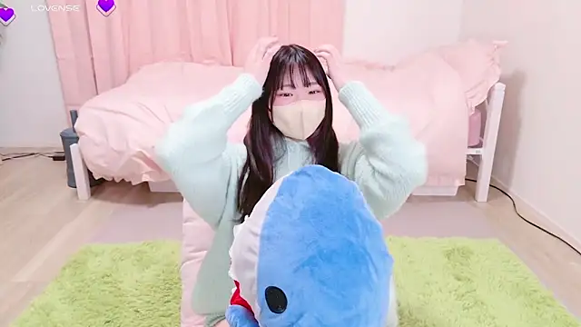 suzuuuuu online show from March 2, 2025, 1:20 pm