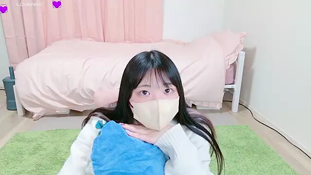 suzuuuuu online show from March 9, 2025, 12:42 pm