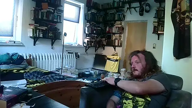 sunr1sa online show from September 12, 2025, 4:29 pm