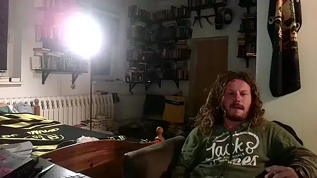 sunr1sa online show from September 24, 2025, 4:08 am