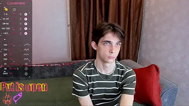Aaron Boom online show from June 1, 2026, 10:20 pm