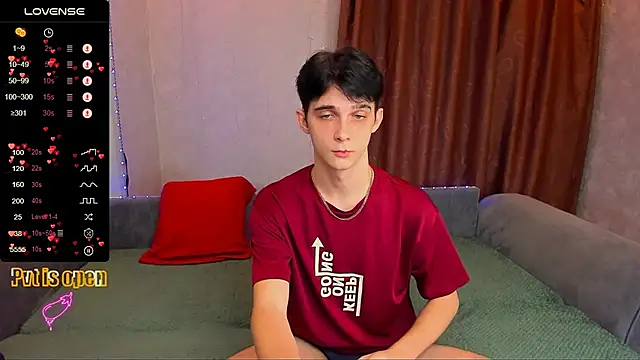 Aaron Boom online show from December 4, 2025, 12:20 am