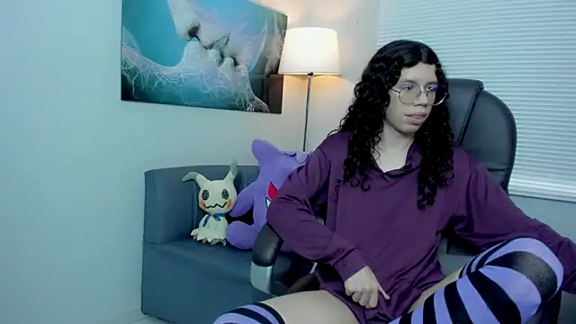 Angel Dust18 online show from November 30, 2025, 4:08 pm