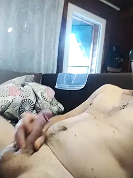 tomee83 online show from November 18, 2025, 6:50 am