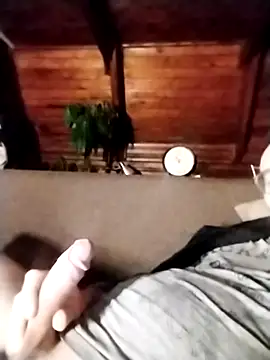 tomee83 online show from November 24, 2025, 10:10 pm