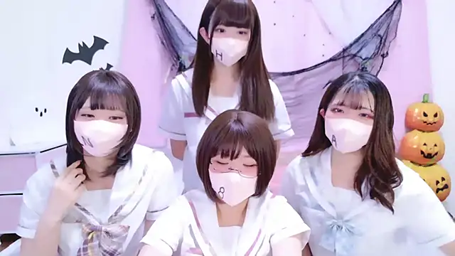 841 yayoi online show from October 26, 2025, 4:35 am