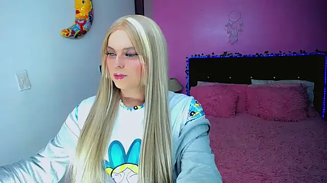 SweetKim21 online show from March 12, 2026, 4:07 am