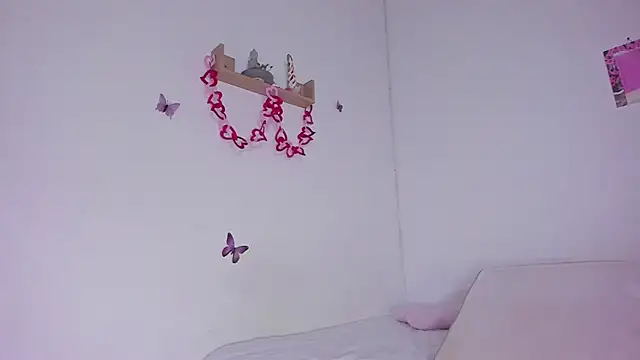 Snapshot of analia_collins chatting on March 12, 2025, 1:25 am analia collins online show from March 12, 2025, 1:25 am