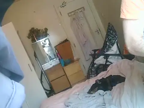 Snapshot of DaddyQuimHot chatting on February 15, 2025, 2:11 pm DaddyQuimHot online show from February 15, 2025, 2:11 pm