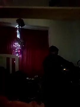 DaddyQuimHot online show from December 17, 2025, 7:02 am