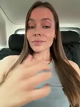 nicole111 online show from October 24, 2025, 10:36 am