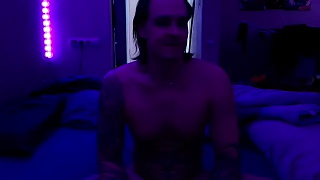 Snapshot of baphomet_from_ice chatting on March 15, 2026, 7:48 am baphomet from ice online show from March 15, 2026, 7:48 am