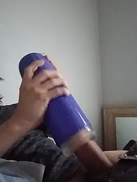 Snapshot of Anxiety420 chatting on August 9, 2026, 9:32 pm Anxiety420 online show from August 9, 2026, 9:32 pm