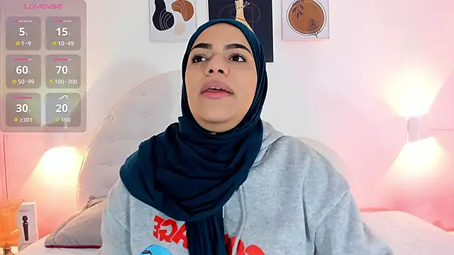 Umarani  online show from October 25, 2025, 11:42 am