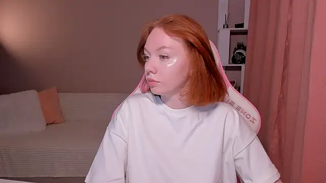 foxyMistrees online show from February 17, 2025, 11:54 pm