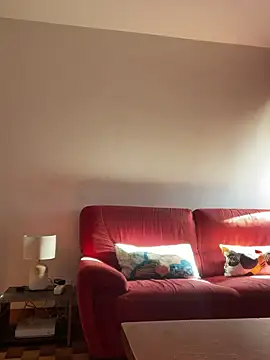 porompomperro online show from March 1, 2025, 9:40 am