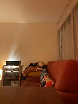 porompomperro online show from February 2, 2025, 11:42 pm