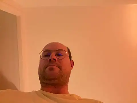 porompomperro online show from January 25, 2025, 8:53 pm