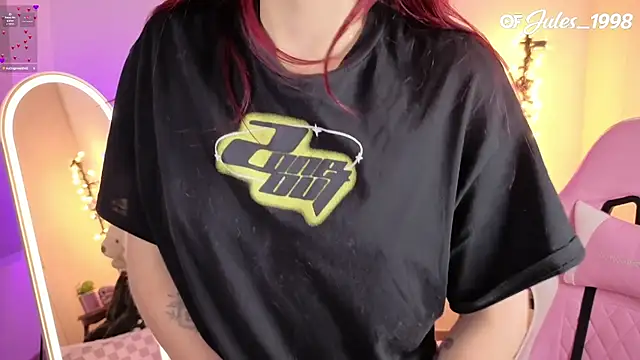 violet ch online show from March 29, 2026, 11:39 pm