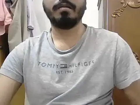 Snapshot of desiboyasif chatting on March 4, 2026, 6:26 pm desiboyasif online show from March 4, 2026, 6:26 pm