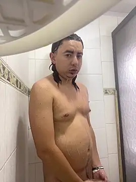 DanielGomez9 online show from April 12, 2026, 6:22 pm