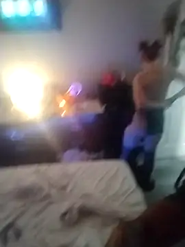 Snapshot of Puffgettingstuffed chatting on September 30, 2025, 3:40 pm Puffgettingstuffed online show from September 30, 2025, 3:40 pm