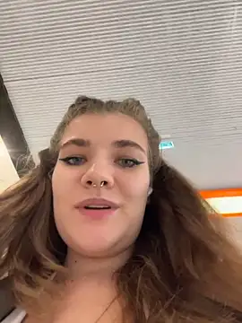 Holy Tereza online show from May 13, 2026, 3:41 pm