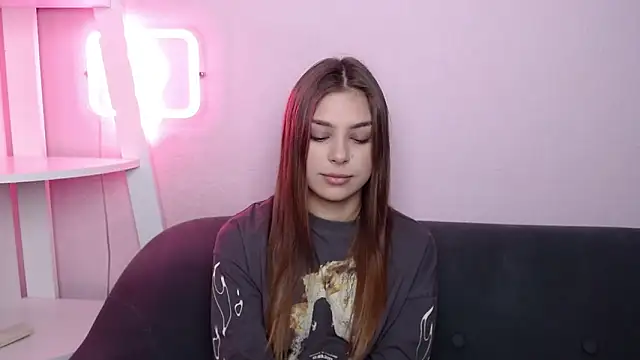 MilanaAngelAs online show from February 16, 2026, 5:50 am