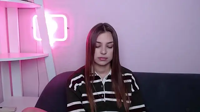 MilanaAngelAs online show from February 23, 2026, 5:52 am