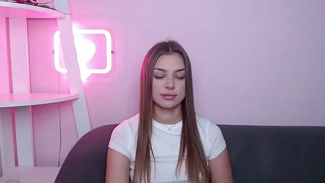 MilanaAngelAs online show from February 13, 2026, 6:02 am