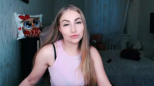 Snapshot of _KittyBoo chatting on November 22, 2025, 7:18 am KittyBoo online show from November 22, 2025, 7:18 am